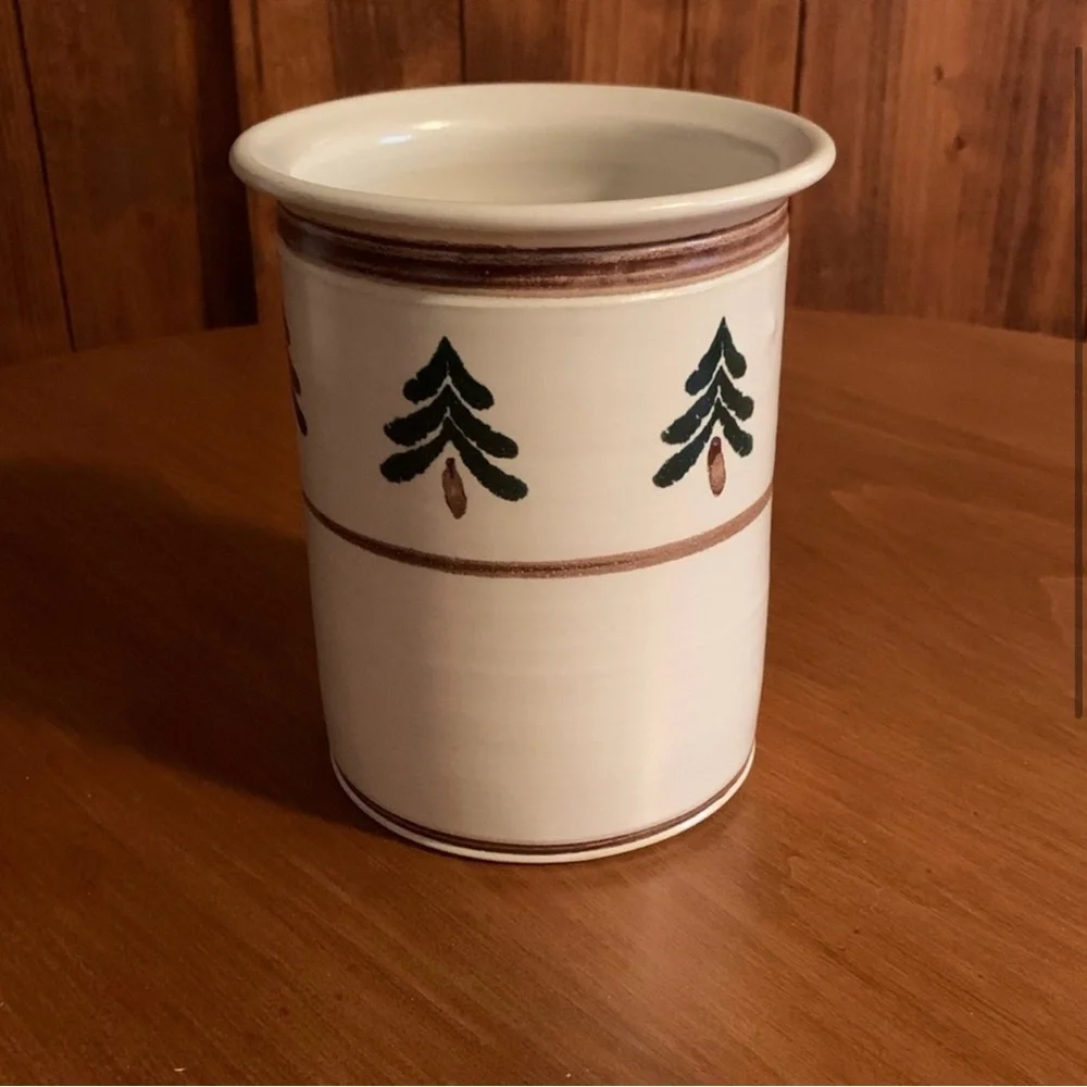 VINTAGE BEV FREEBURG HANDMADE POTTERY VASE, NORTHWEST REGION, 6.5